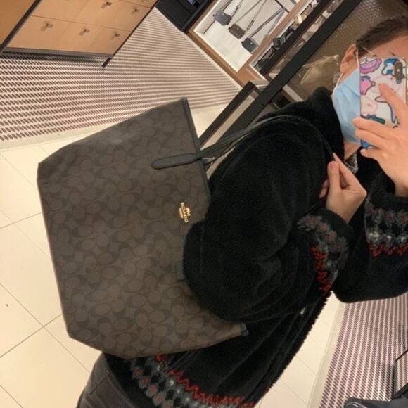 NWT Coach City Tote In Signature Canvas - Black/ Brown (5696) - Picture 3 of 4